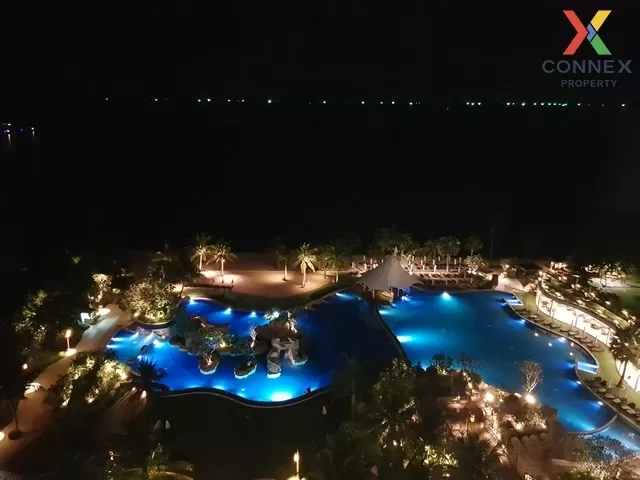 FOR RENT condo , Movenpick Residence , high floor , BTS-Ratchathe